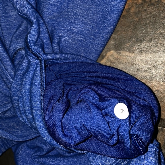 Size 6 lulu lemon - Picture 3 of 3